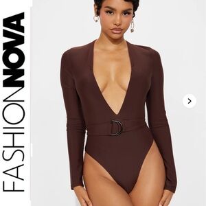 Fashion Nova🤎 City Skeptic Deep V Neck Long Sleeve Bodysuit - Brown